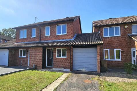 Solihull, B92 - property photo