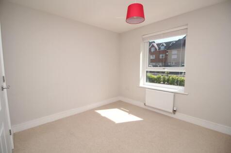 Whitebridge Gardens, Thornbury, BS35 photo 4