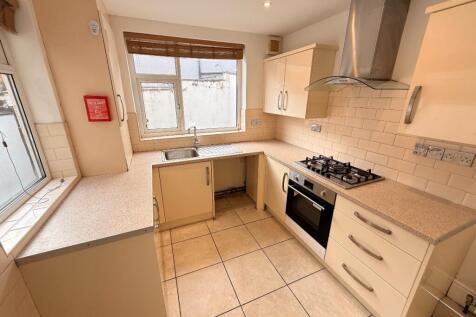 Clapham Road, Liverpool, L4 2TQ photo 5