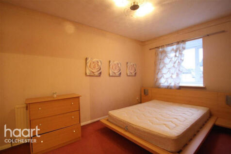 Victoria Chase, Colchester photo 3