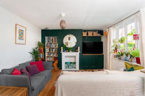 1W3R3HD - Living Room D.jpg