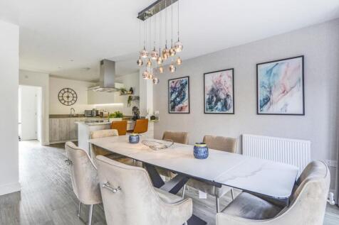 Kitchen/Living Space