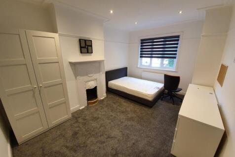 Rokeby Gardens, Headingley, Leeds, West Yorkshire, LS6 photo 4
