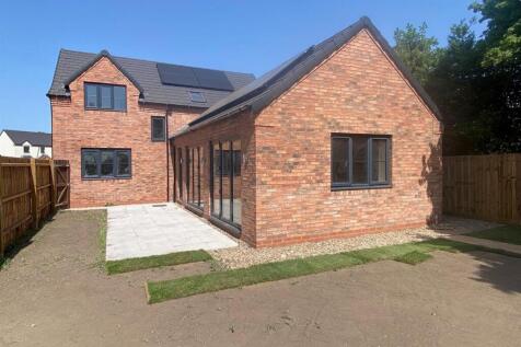Plot 9 rear.jpg