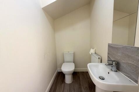Fairfields, Branston, Burton Upon Trent photo 4