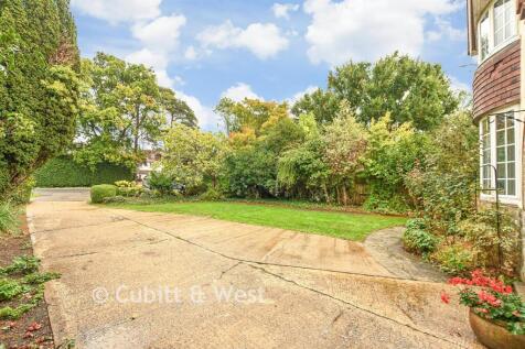 Driveway/Parking