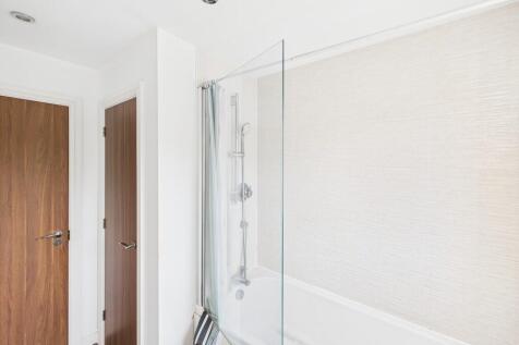 CAM04578G0-PR0026...