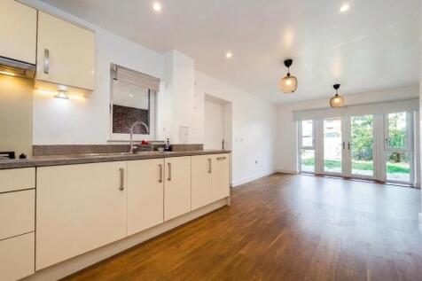Atlas Way, Oakgrove, Milton Keynes, MK10 photo 3