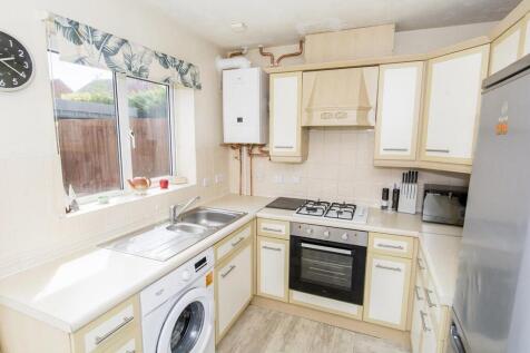 Thatch Meadow Drive, Market Harborough photo 2