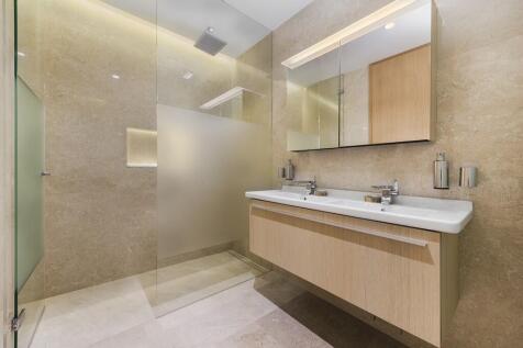 bathroom (1)