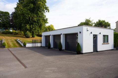Triple Garage