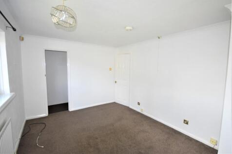 Crondall Avenue, Havant, PO9 photo 5