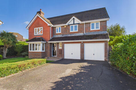 5 Bedroom Detached House in Titchfield Park, Fare