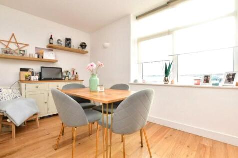 Lounge/Diner/Kitchen