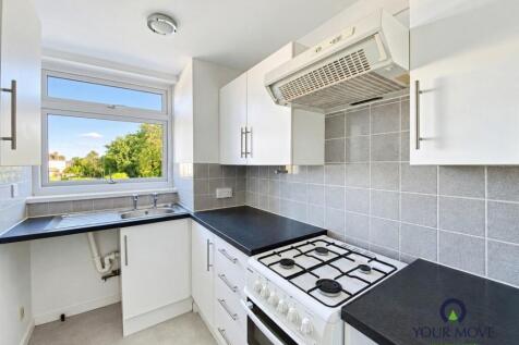 Dumpton Park Drive, Broadstairs, Kent, CT10 photo 4