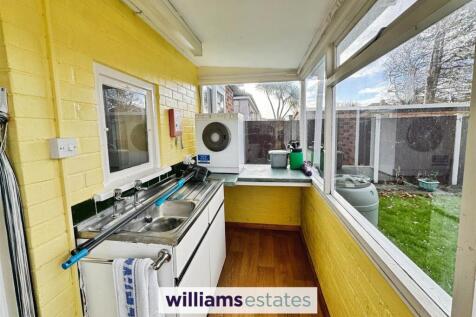 Lean-To Utility Room