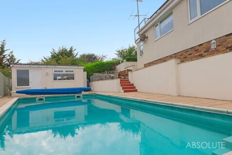 Swimming pool and pool room