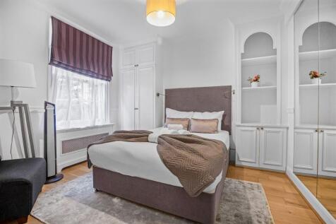 3 bed, 2 bath Detached in manchester - Photo 5