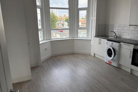 2 Bedroom Flat in SS1 2DZ