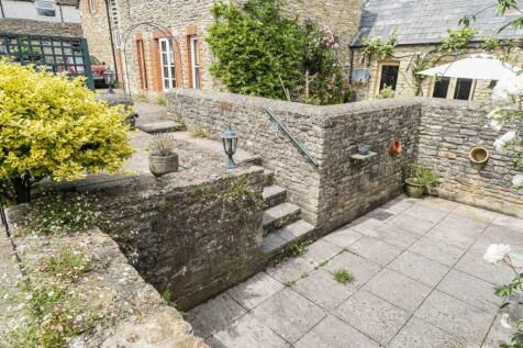 Patio/Courtyard