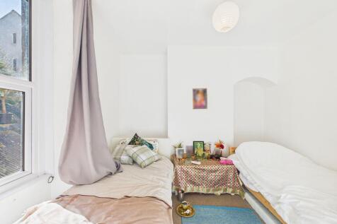 Bedroom 2a