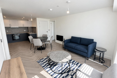 Lounge/Dining/Kitchen
