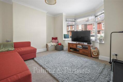 Bergholt Road, Colchester, Essex, CO4 photo 4