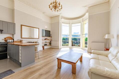 Open Plan Reception