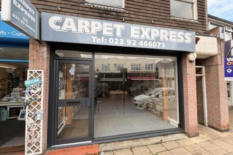 Shop for rent in central Mengham