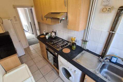 Wallace Avenue, Manchester photo 2