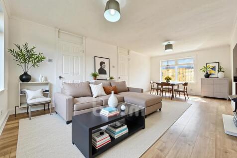Holms Crescent, Erskine lounge ai