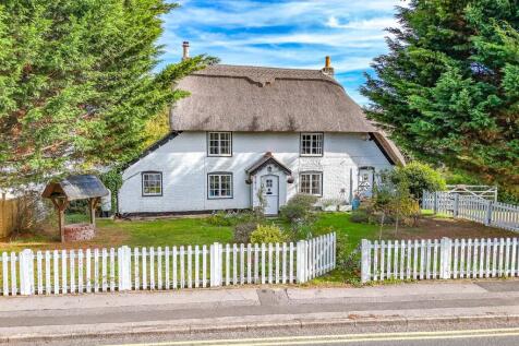 Christchurch, BH23 - property photo
