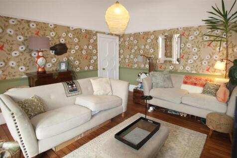 recep room 1 (3).JPG