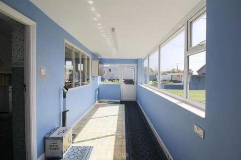 Utility/Entrance Porch