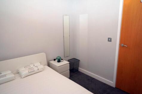 Room 4 (Pic 3)