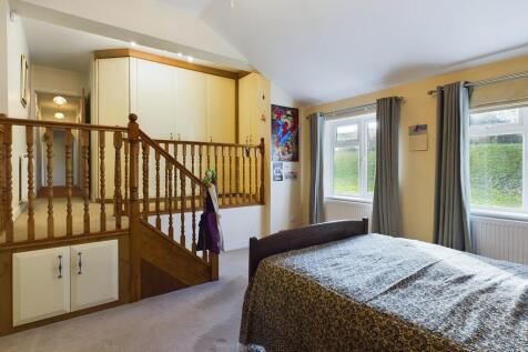 CAM02854G0-PR0306...