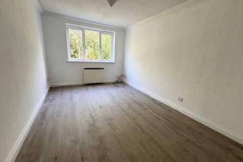Greenacre 5, Outwood Road, Stockport, SK8 photo 3