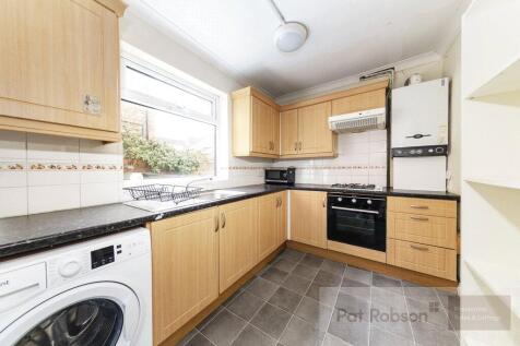 Cardigan Terrace, Heaton, Newcastle Upon Tyne, NE6 photo 3