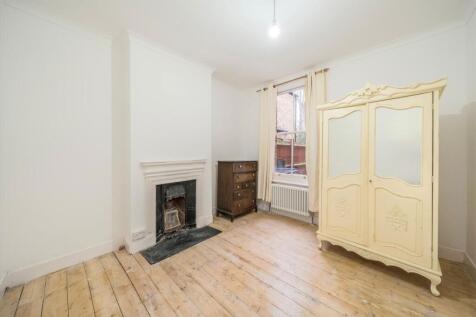 Eastcombe Avenue, Charlton photo 5