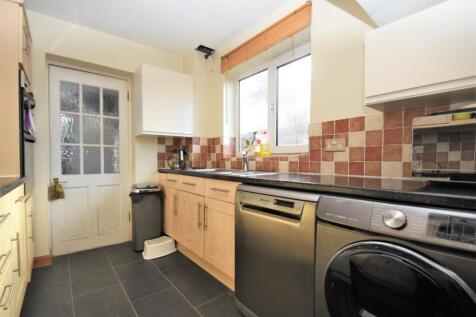 Fairway Avenue, West Drayton, UB7 photo 3