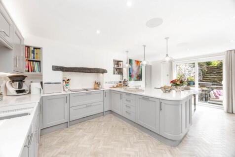 Lower Ballig, St Johns (10).jpg