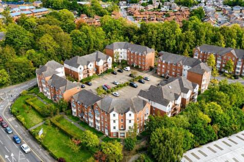 Trefoil Gardens Stourbridge 1.jpg