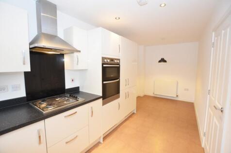 Waterside Road, Wellingborough, NN8 photo 4
