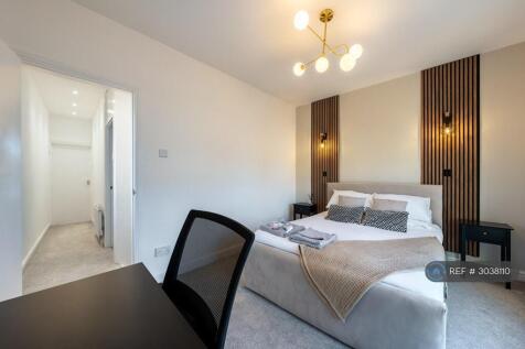 Newcombe Road, Northampton, NN5 photo 5
