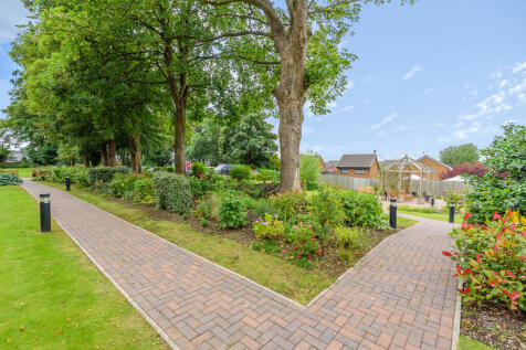 Communal Grounds/...