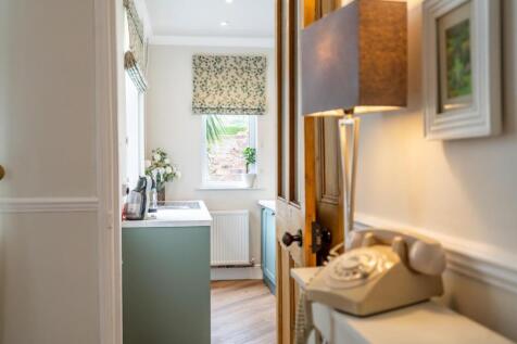 cleveland street-10.jpg