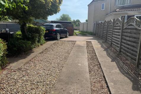 Driveway 2.jpeg