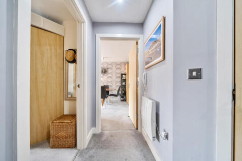 1336976-6-689b73a...