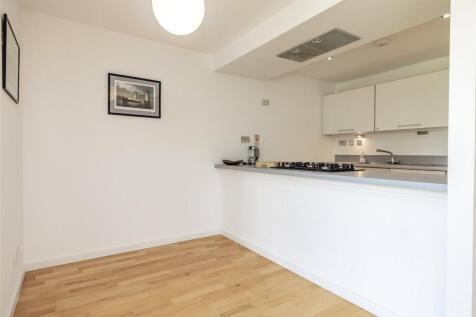 Burnside Drive, Dyce, Aberdeen, AB21 photo 4