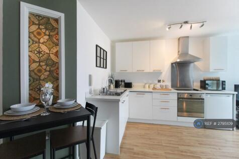 Dining / Kitchen Area